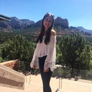 Meet your Posher, Lizzie